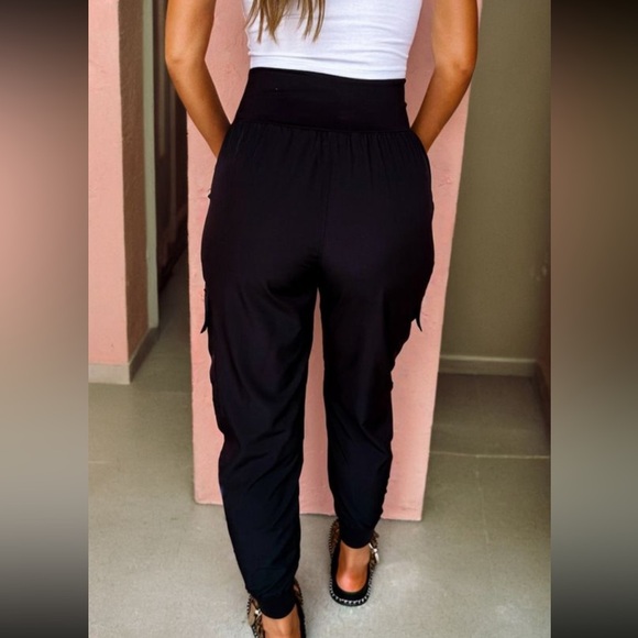 Stylish Black Women's High Waisted Jogger Pants - Picture 2 of 3